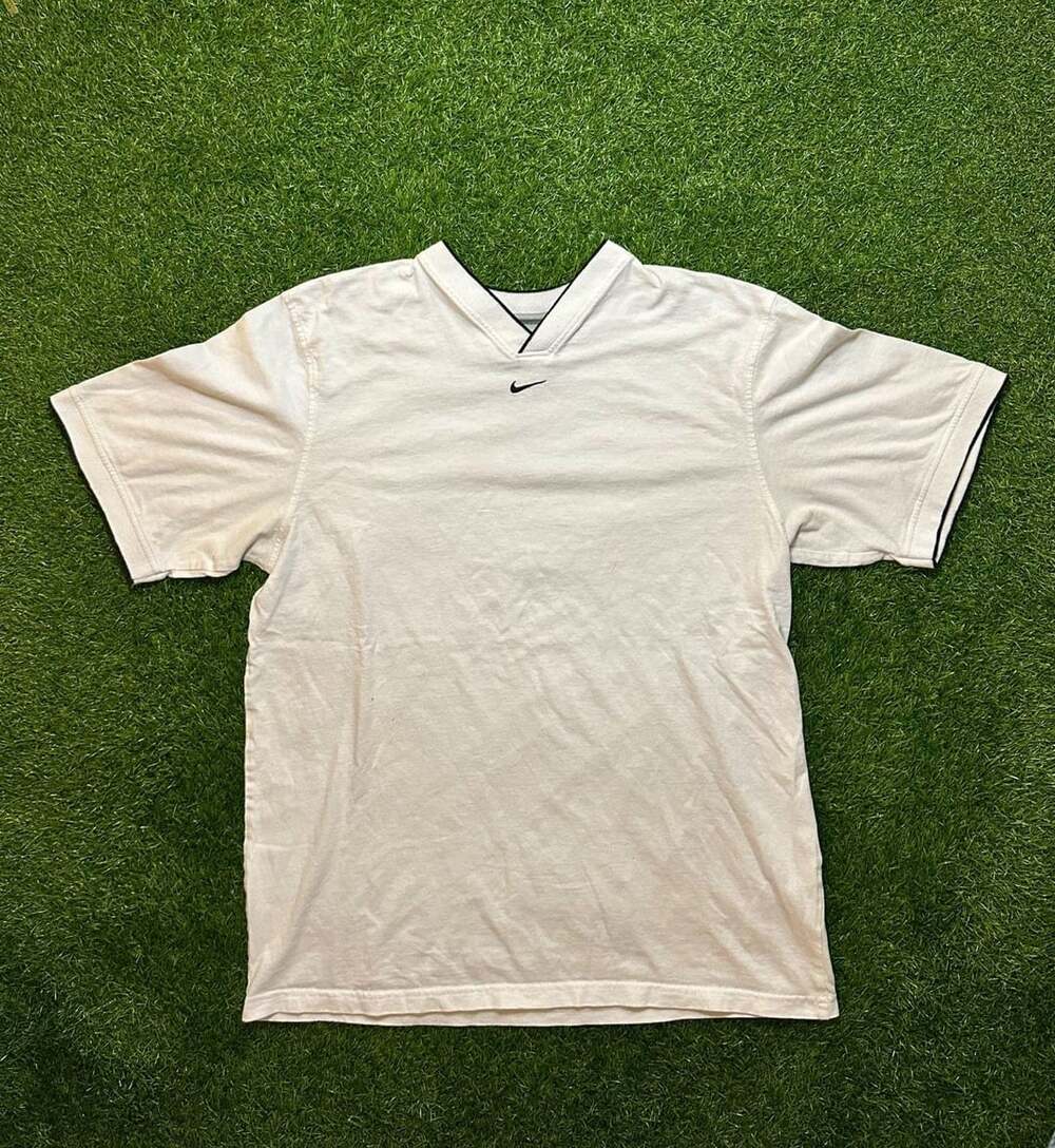 Nike Vintage 1990s Center Swoosh V-Neck T-Shirt Size L White Black